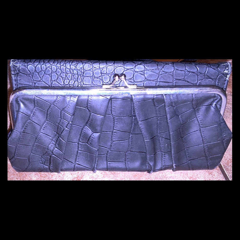 Beautiful black ladies wallet purse!!